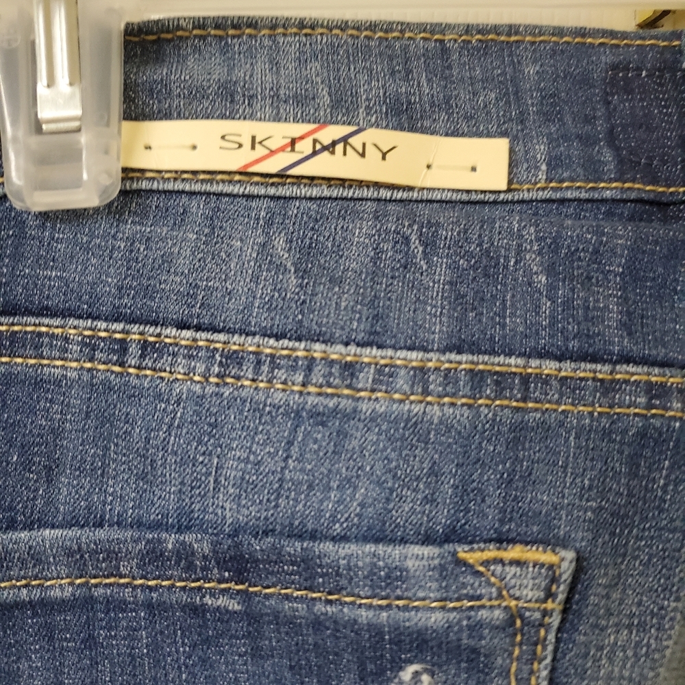 Ladies Jean/Capri - Picture 8 of 10